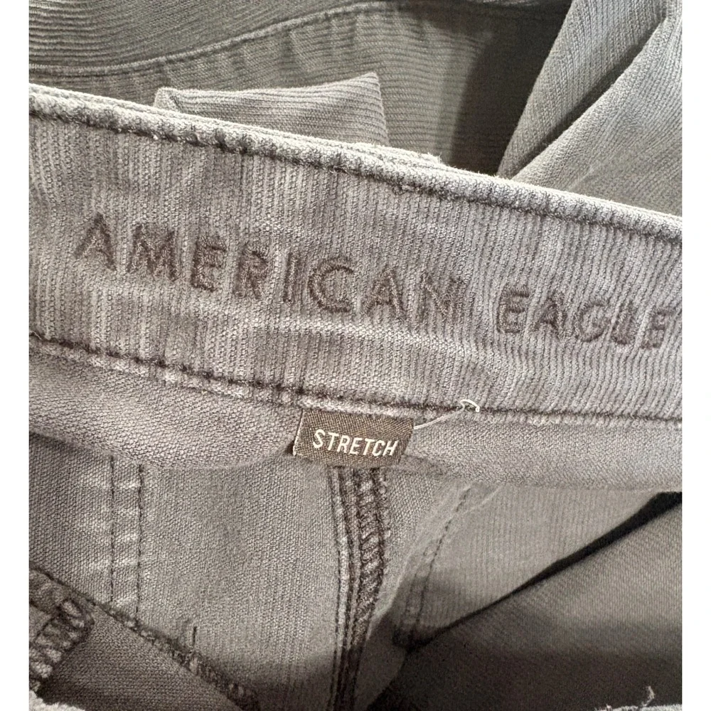 American‎ Eagle Super High Rise Flare Corduroy Pants Gray Button Fly Size 12